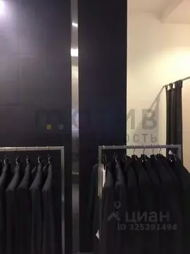 Помещение свободного назначения в Тюменская область, Тюмень ул. ...