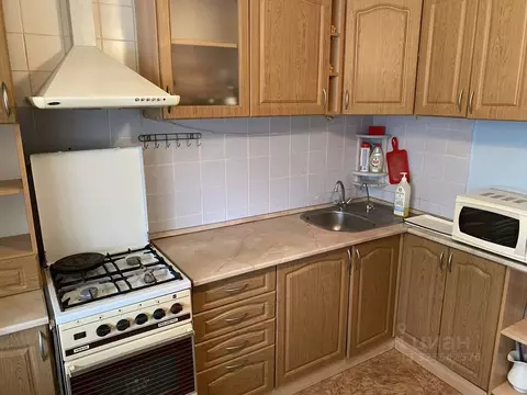 3-к кв. Белгородская область, Белгород 10-й мкр, ул. 60 лет Октября, 8 ...