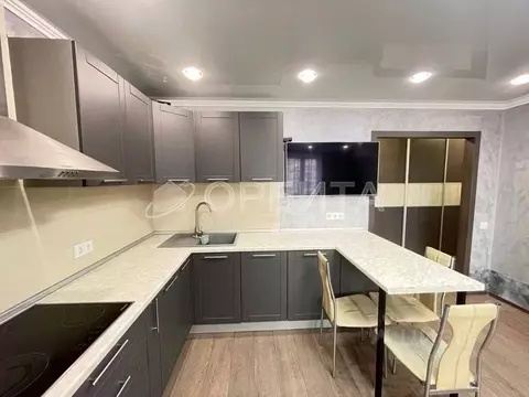 2-к кв. Тюменская область, Тюмень ул. Арктическая, 1к1 (52.6 м)