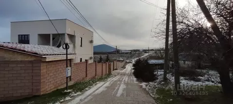 Участок в Севастополь с. Резервное, ул. Арсланова, 2 (15.4 сот.)