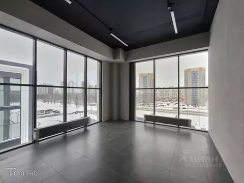 Помещение свободного назначения в Алтайский край, Барнаул тракт ...