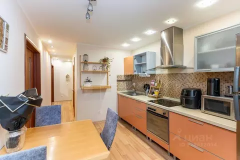 1-к кв. Тюменская область, Тюмень ул. 50 лет Октября, 24 (39.1 м)