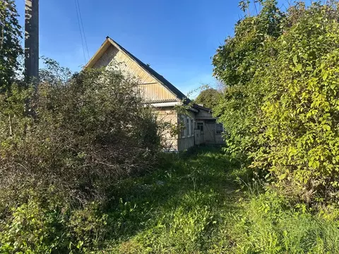 Дом в Ленинградская область, Кингисеппский район, Котельское с/пос, д. ...
