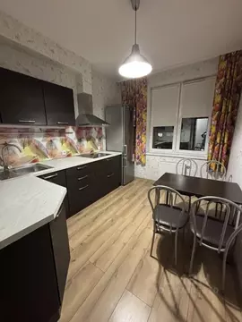 2-к кв. Пермский край, Пермь Переселенческая ул., 111 (56.0 м)