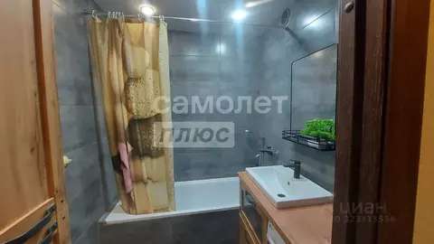 3-к кв. Курская область, Курск просп. Анатолия Дериглазова, 83 (78.0 ...