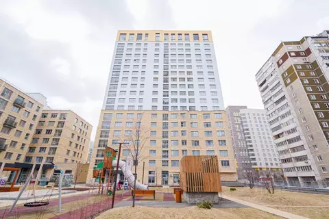 3-к кв. Свердловская область, Екатеринбург ул. Кузнецова, 9/2 (121.2 ...