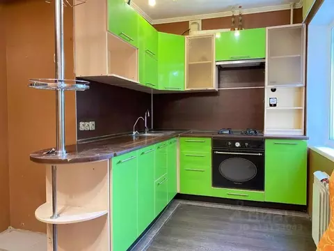 3-к кв. Омская область, Омск Заозерный мкр, ул. Сергея Тюленина, 13 ...