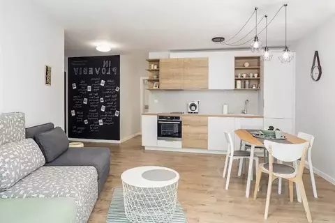 2-к кв. Краснодарский край, Сочи Адлер жилрайон, ул. Павлика Морозова, ...