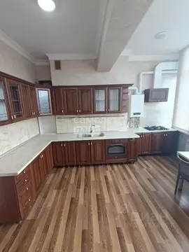 2-к кв. Кабардино-Балкария, Нальчик ул. Чернышевского, 222 (75.0 м)