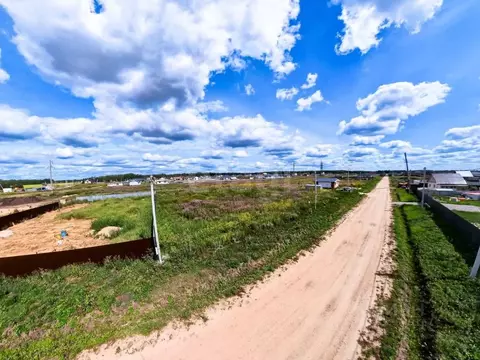 Участок в Тюменская область, Тюменский муниципальный округ, д. ...