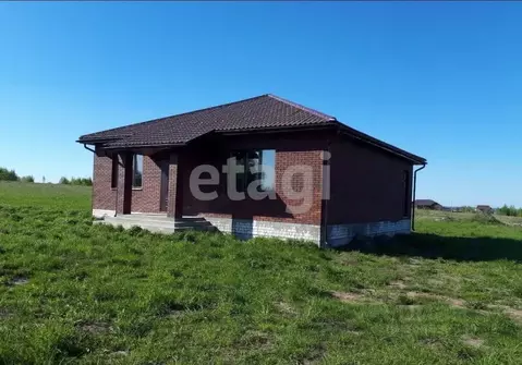 Дом в Брянская область, Брянский район, Отрадненское с/пос, с. ...