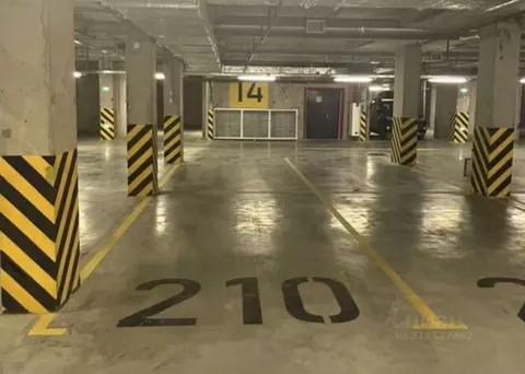 Гараж в Санкт-Петербург ул. Александра Матросова, 1 (16 м)