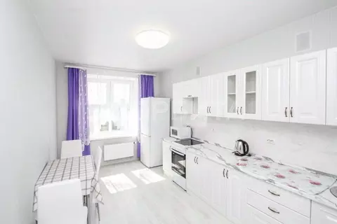 1-к кв. Тюменская область, Тюмень ул. Тимофея Кармацкого, 9 (44.0 м)