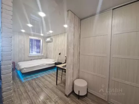 1-к кв. Волгоградская область, Волгоград ул. Добрушина, 2 (27.7 м)