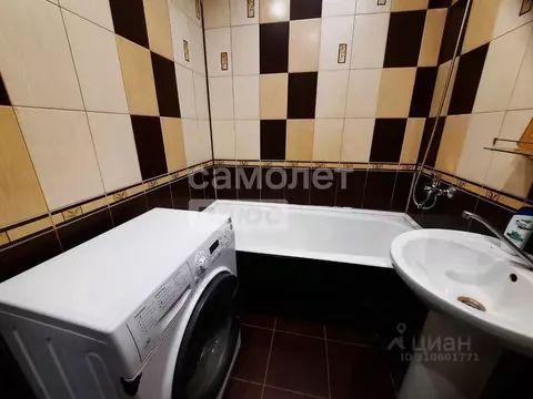 2-к кв. Хабаровский край, Комсомольск-на-Амуре ул. Дзержинского, 11 ...