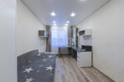 3-к кв. Пермский край, Пермь просп. Декабристов, 2 (84.9 м)