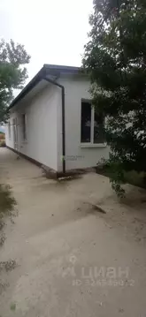 Дом в Крым, Сакский район, с. Воробьево ул. Дружбы, 2 (80 м)