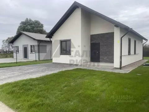 Дом в Калининградская область, Гурьевский муниципальный округ, пос. ...