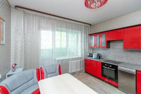 2-к кв. Тюменская область, Тюмень ул. Муравленко, 3к1 (59.2 м)