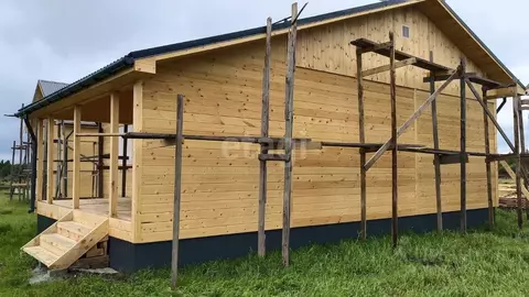 Дом в Свердловская область, Белоярский муниципальный округ, ГусиКлаб ...