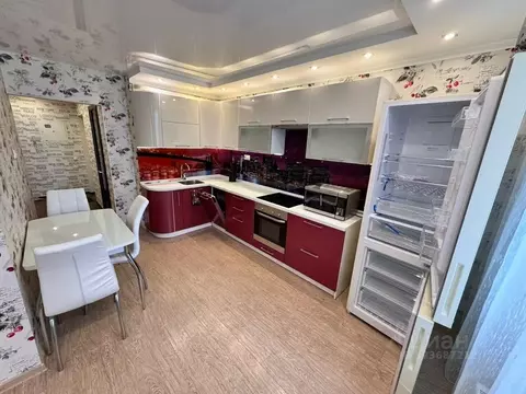 3-к кв. Свердловская область, Екатеринбург ул. Комсомольская, 78 (75.4 ...