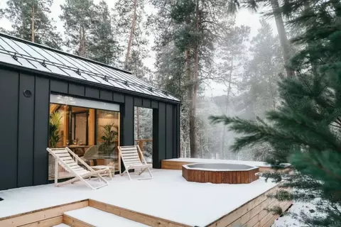 Дом в Алтай, Чемальский район Чемальский тракт, 10 км, 1/1 (35 м)