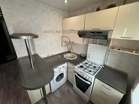 2-к кв. Хабаровский край, Комсомольск-на-Амуре просп. Победы, 22к7 ...