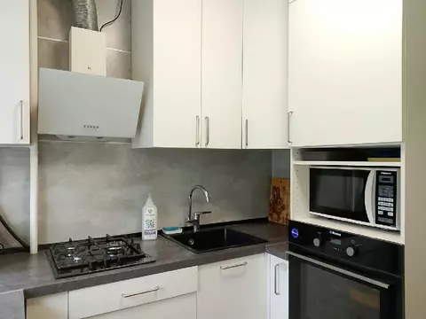 Продается 2-комнатная квартира