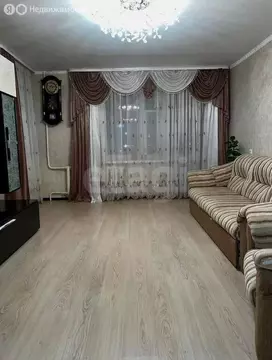 3-комнатная квартира: Курган, 7-я Больничная улица, 38А (79.5 м)