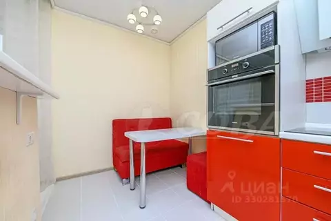 2-к кв. Тюменская область, Тюмень Солнечный проезд, 3 (81.8 м)