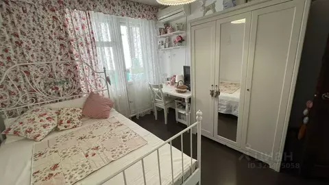 2-к кв. Краснодарский край, Краснодар Юбилейный мкр, наб. ...