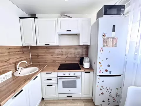 3-к кв. Челябинская область, Челябинск ул. Молодогвардейцев, 56 (62.9 ...