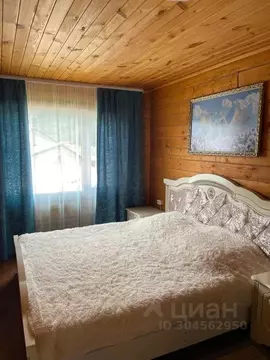 Дом в Алтай, Чемальский район, с. Чемал Солнечная ул., 5 (100 м)