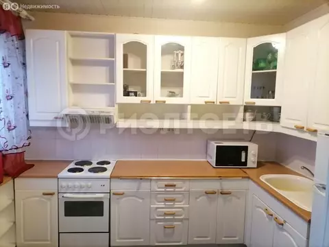 3-комнатная квартира: Мурманск, улица Беринга, 11 (59.3 м)