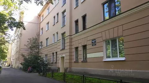 Комната Санкт-Петербург Офицерский пер., 3-5 (26.0 м)