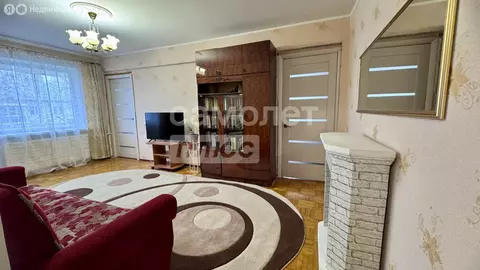 3-комнатная квартира: Ижевск, Школьная улица, 58 (49 м)