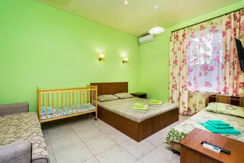 Комната Крым, Судак ул. Сурожская, 23