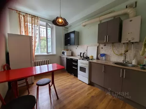 3-к кв. Краснодарский край, Краснодар Центральный мкр, ул. Захарова, ...