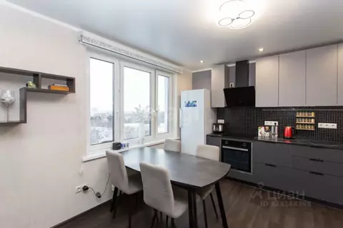 3-к кв. Тюменская область, Тобольск 6-й мкр, 110к1 (77.0 м)