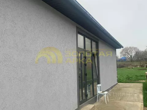 Дом в Краснодарский край, Темрюкский район, Ахтанизовское с/пос, пос. ...