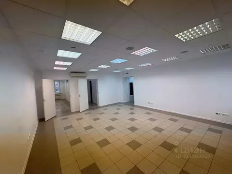 Помещение свободного назначения в Свердловская область, Екатеринбург ...