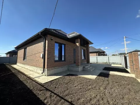 Дом в Краснодарский край, Динской район, Новотитаровская ст-ца ...