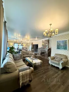 Дом в Калининградская область, Гурьевский муниципальный округ, пос. ...