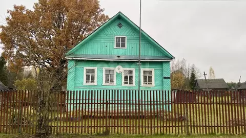 Дом в Ленинградская область, Киришский район, Будогощское городское ...