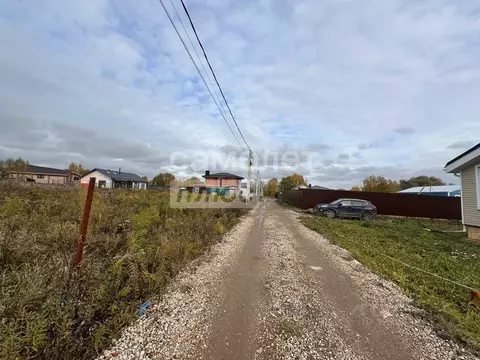 Участок в Московская область, Ленинский городской округ, с. Остров ул. ...