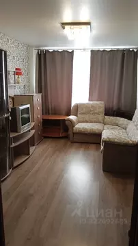 2-к кв. Пермский край, Губаха Октябрьский просп., 8 (40.3 м)