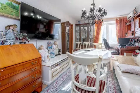 3-к кв. Санкт-Петербург Кузнецовская ул., 22 (69.9 м)