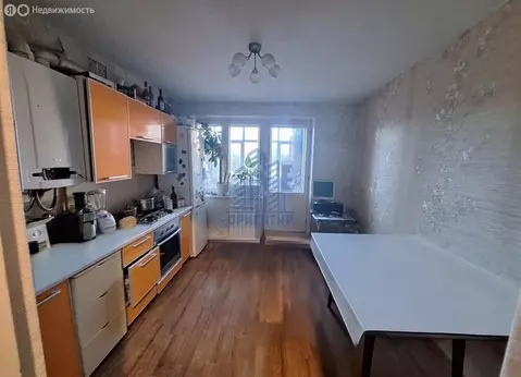 2-комнатная квартира: Чебоксары, улица Э.М. Юрьева, 10 (64 м)