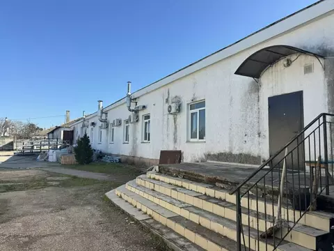 Помещение свободного назначения в Севастополь ул. Курганная, 12 (100 ...