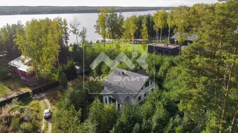 Коттедж в Ленинградская область, Выборгский район, Рощинское городское ...